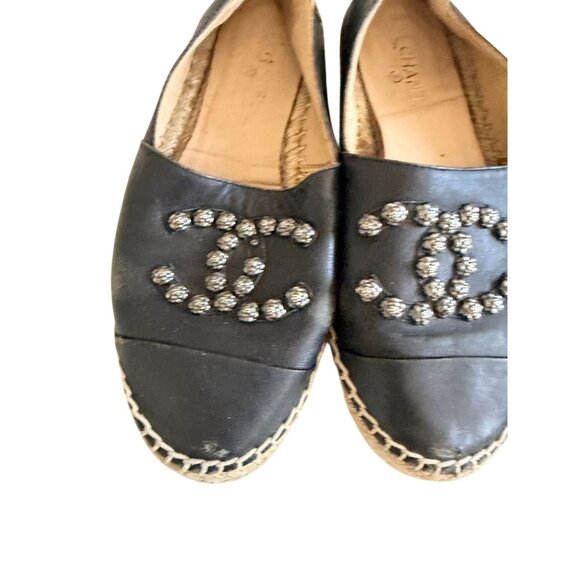 CHANEL Black Lambskin Interlocking Logo Espadrilles Flats Size 40 / US 10 - Picture 11 of 12